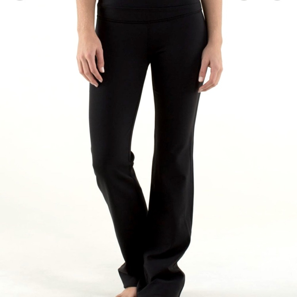 Black Lululemon Astro Yoga Pants